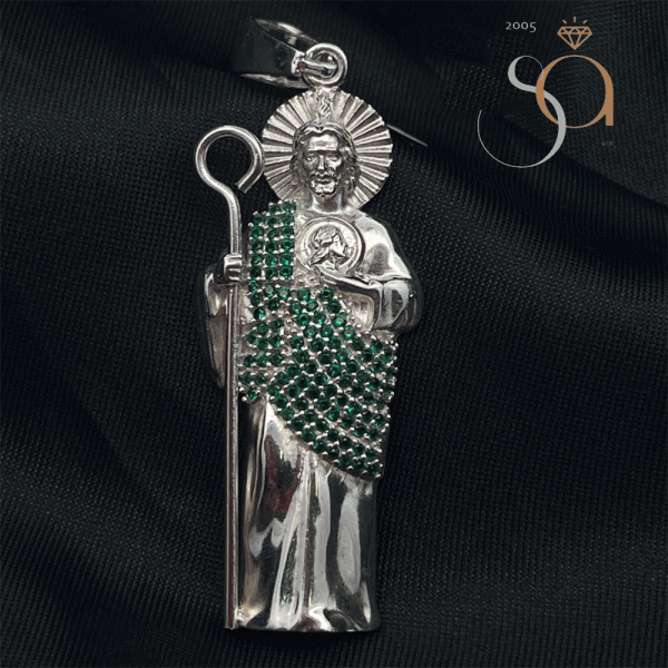 Dije San Judas de Pie con Bastón en Plata 925